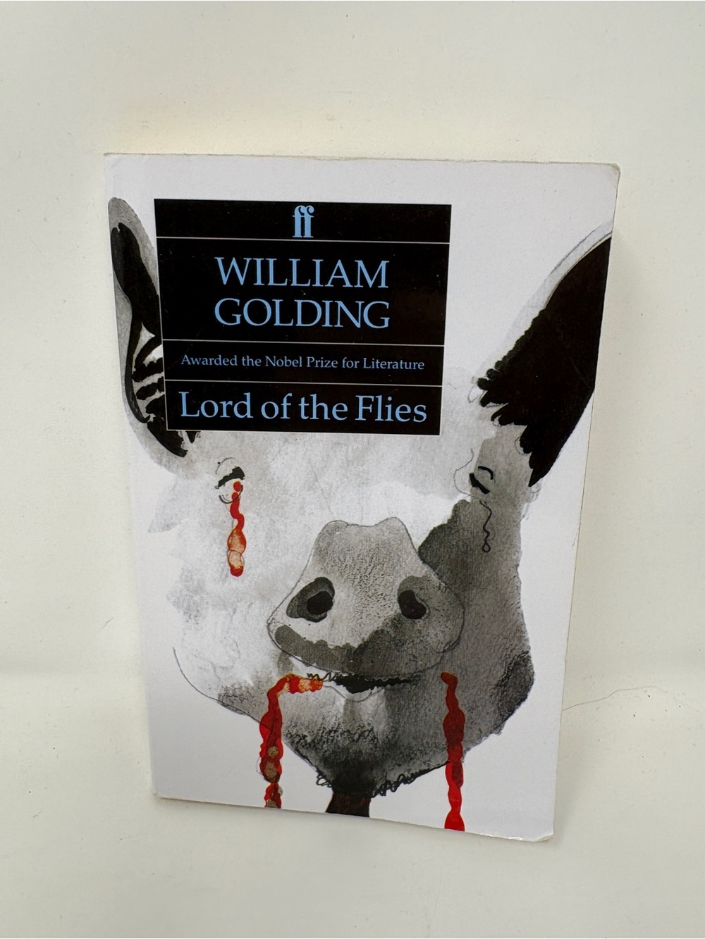 William Golding Lord of the Flies - White Cover